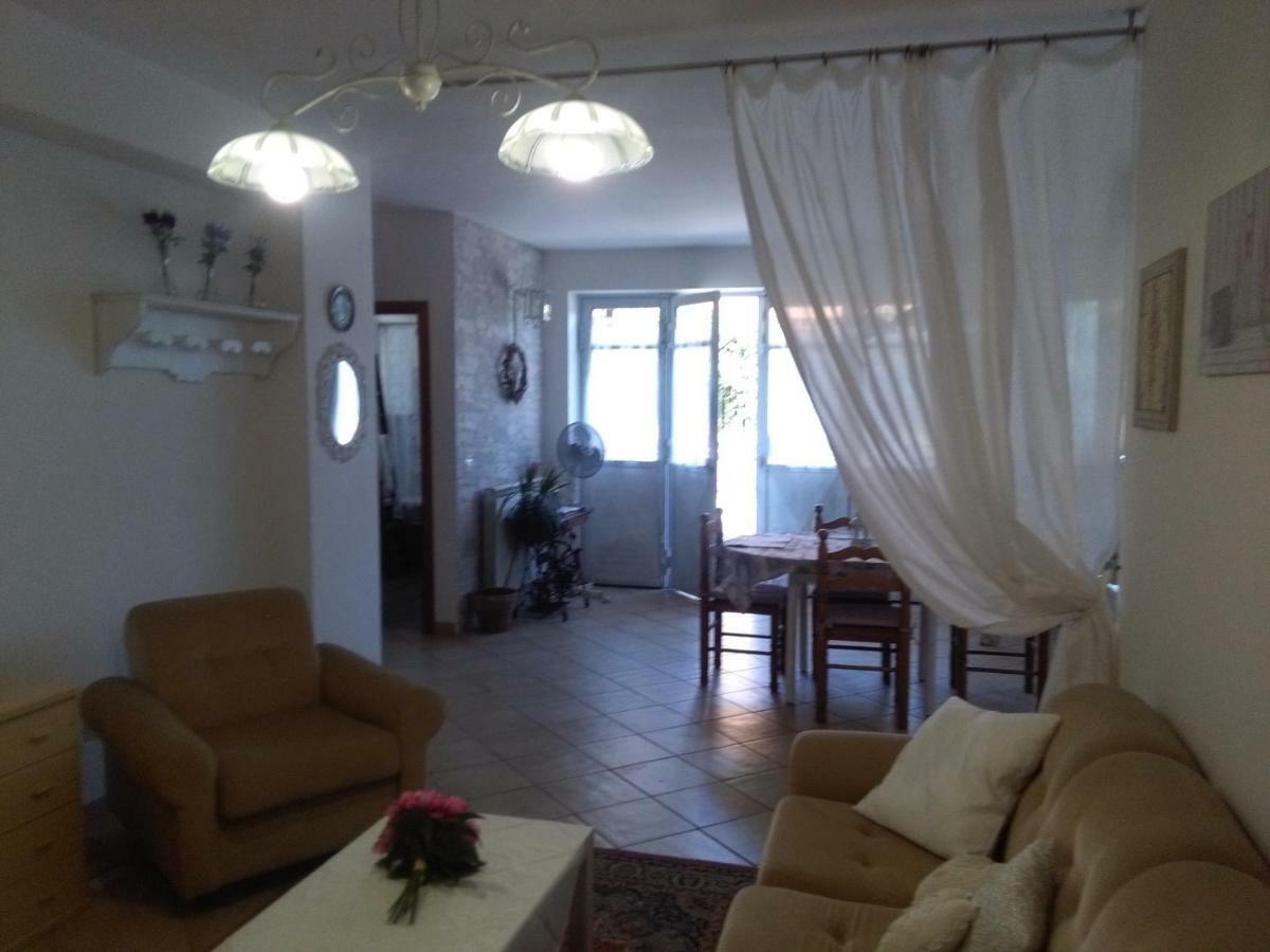 Ai Tre Archi Di Tagliaborse Villa Mascali Luaran gambar
